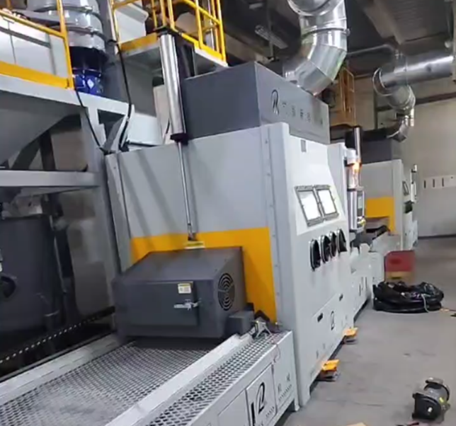 莱芜抛丸机 vs 喷砂机：工业清理该怎么选？